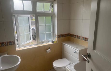 Modern Bathroom Installation Beckenham