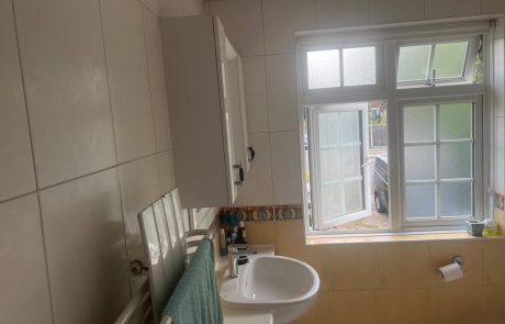 Modern Bathroom Installation Beckenham