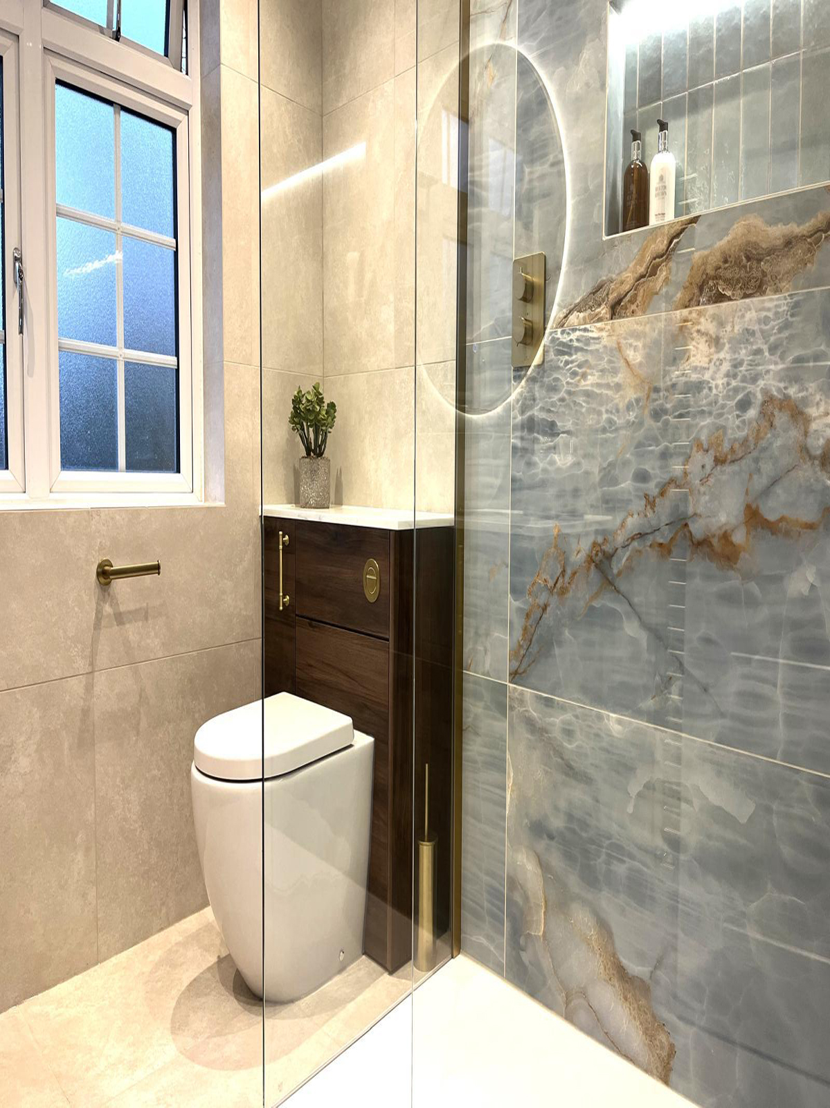 Modern Bathroom Fitted in Beckenham BR3