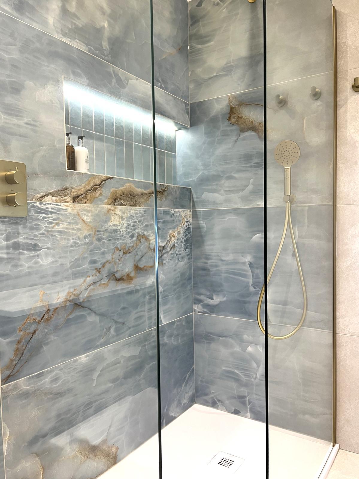 Modern Bathroom Fitted in Beckenham BR3