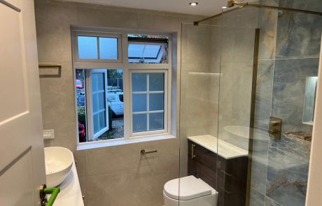 Modern Bathroom Installation Beckenham